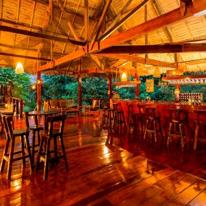 Bar-area-1