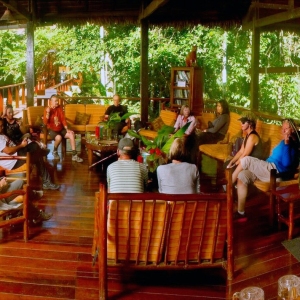 Guest-Lodge-Arrival